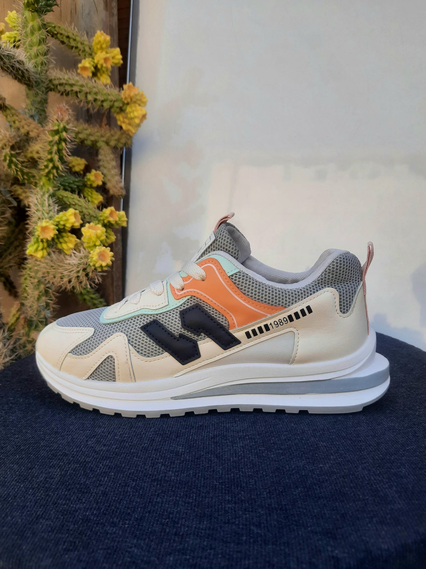 new balance حذاء